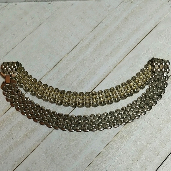 Chain Link Silver Metal Statement Necklace - Picture 3 of 4